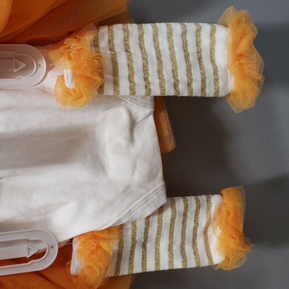 Baby Essentials 4-piece "so thankful" Dress Me Up Set - Picture 5 of 6